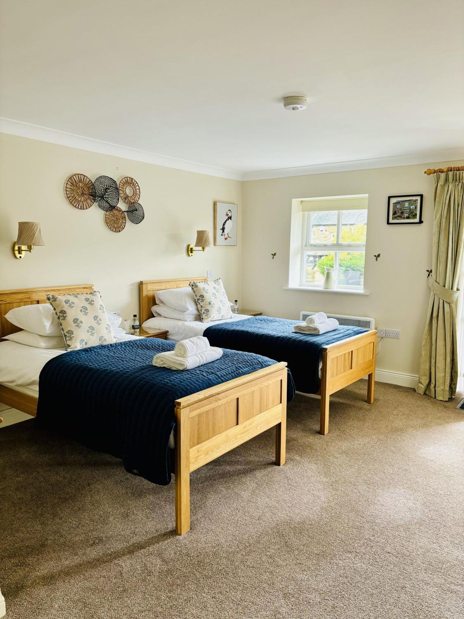 The Boatside Inn - Hadrian - Twin Ensuite Hexham Exterior foto